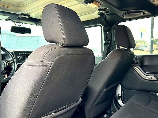 2013 Jeep Wrangler Unlimited 4WD 4dr Sport