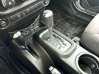 2013 Jeep Wrangler Unlimited 4WD 4dr Sport