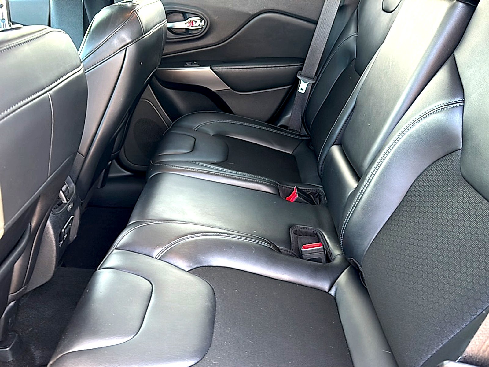2020 Jeep Cherokee Latitude Plus FWD