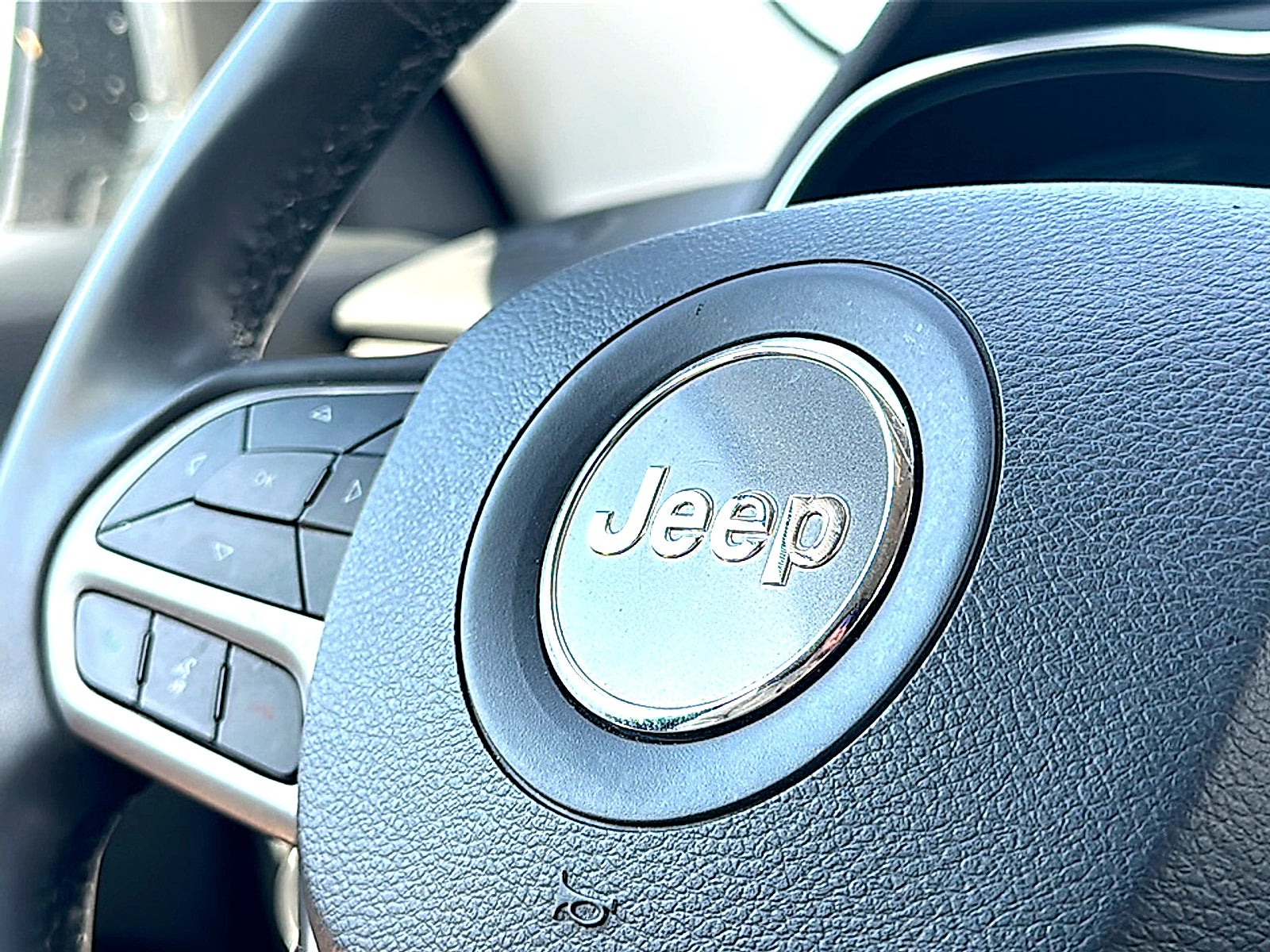2020 Jeep Cherokee Latitude Plus FWD