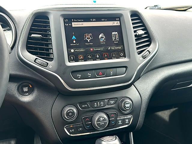 2023 Jeep Cherokee Altitude Lux 4x4