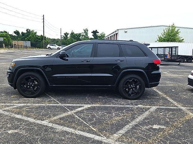 2019 Jeep Grand Cherokee Laredo 4x2