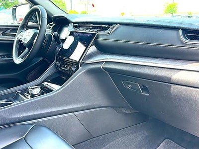 2025 Jeep Grand Cherokee L Limited 4x4