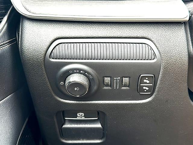 2024 Jeep Wagoneer L Series II 4x2 *Ltd Avail*