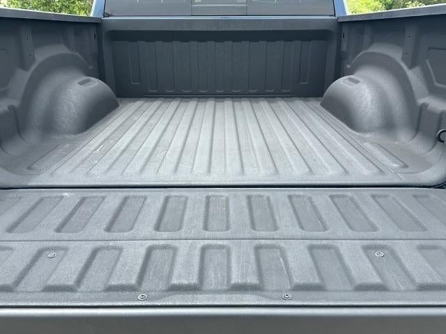 2023 RAM 1500 Longhorn 4x4 Crew Cab 5'7" Box