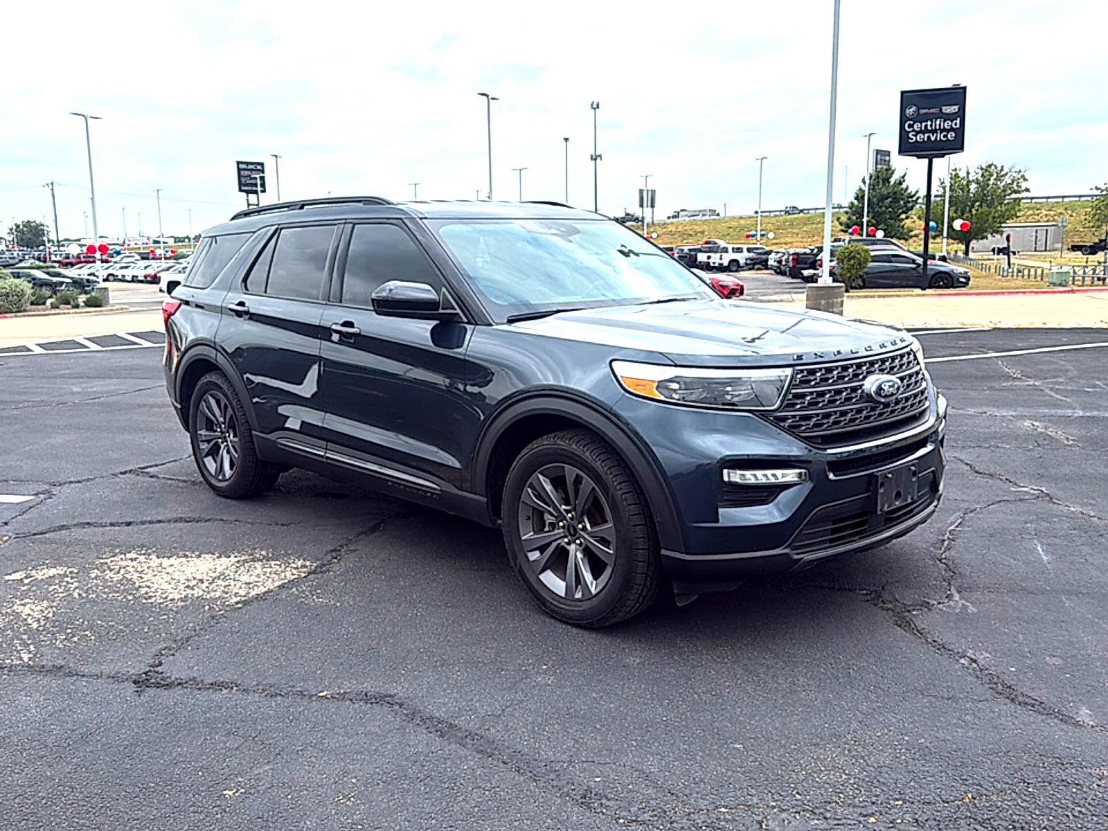 2023 Ford Explorer XLT RWD