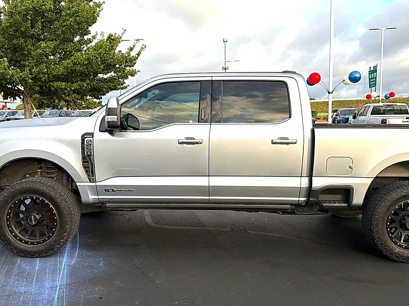 2023 Ford F-250 LARIAT
