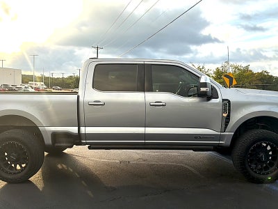 2023 Ford F-250 LARIAT