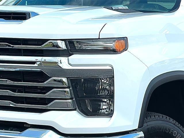2025 Chevrolet Silverado 2500 HD Crew Cab Standard Box 4-Wheel Drive LT
