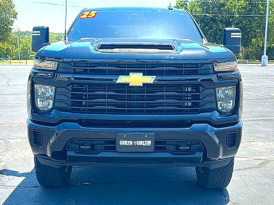2025 Chevrolet Silverado 2500HD 4WD Crew Cab Standard Bed Custom