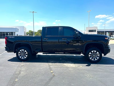 2025 Chevrolet Silverado 2500HD 4WD Crew Cab Standard Bed Custom