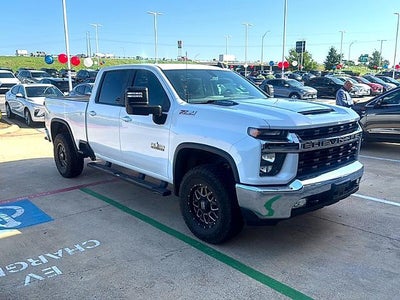 2022 Chevrolet Silverado 2500 HD Crew Cab Standard Box 4-Wheel Drive LT