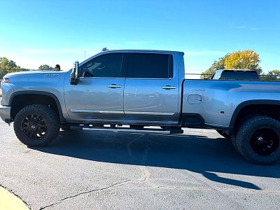 2024 Chevrolet Silverado 3500HD 4WD Crew Cab Long Bed High Country