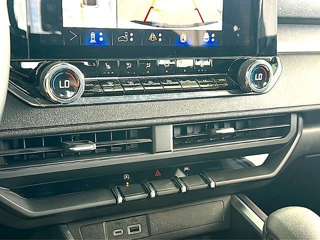 2025 Chevrolet Colorado Crew Cab Short Box 4-Wheel Drive Trail Boss