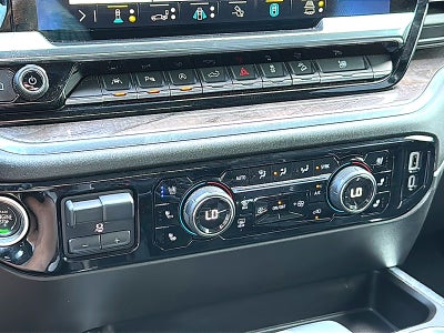 2023 Chevrolet Silverado 1500 4WD Crew Cab Short Bed LTZ
