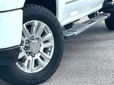 2020 GMC Sierra 2500 HD Crew Cab Standard Box 4-Wheel Drive Denali