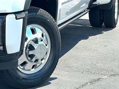 2024 GMC Sierra 3500HD Crew Cab Long Box 4-Wheel Drive Denali Ultimate