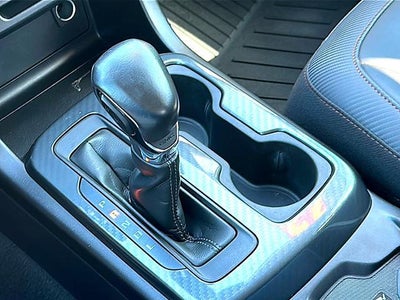 2022 GMC Canyon Crew Cab Short Box 4-Wheel Drive AT4 w/Leather