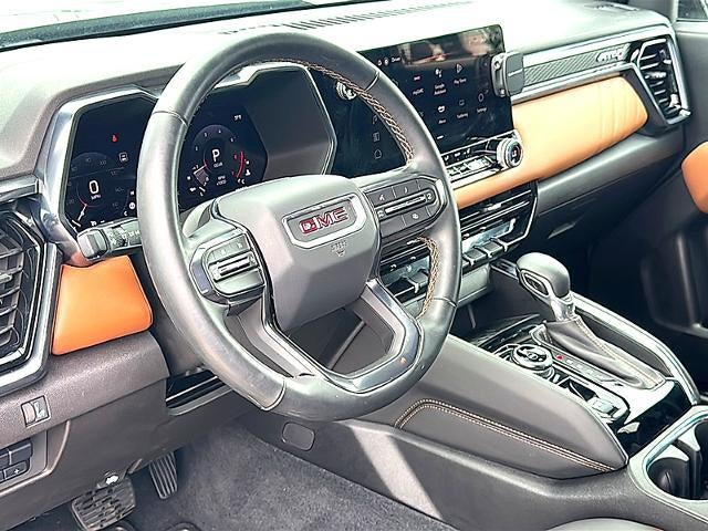 2024 GMC Canyon Crew Cab Short Box 4-Wheel Drive AT4