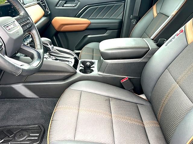 2024 GMC Canyon Crew Cab Short Box 4-Wheel Drive AT4
