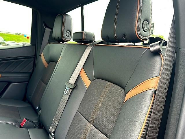 2024 GMC Canyon Crew Cab Short Box 4-Wheel Drive AT4