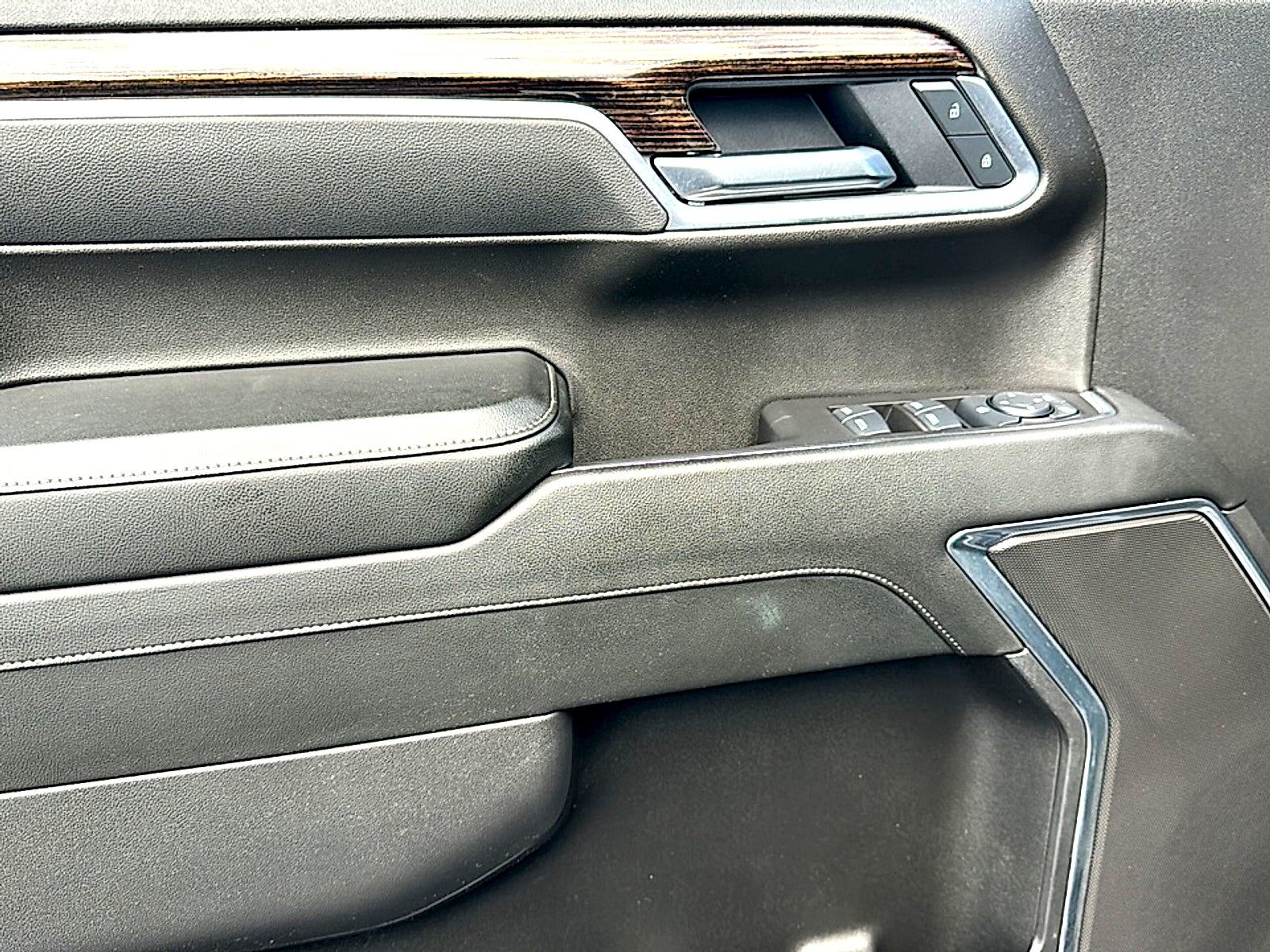 2025 GMC Sierra 1500 2WD Double Cab Standard Box Elevation