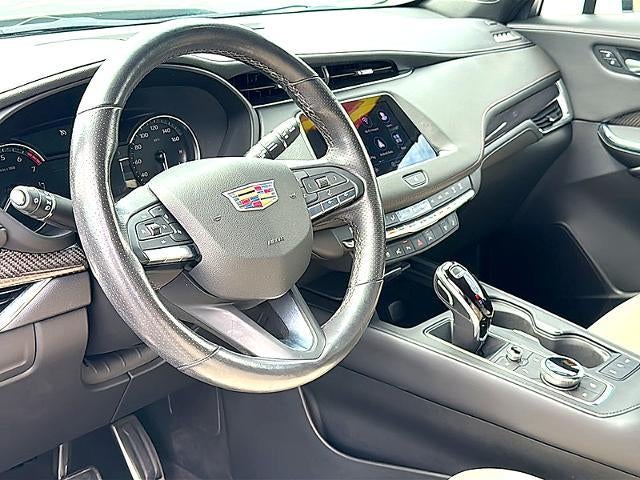 2023 Cadillac XT4 FWD 4dr Sport