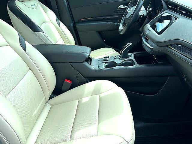 2023 Cadillac XT4 FWD 4dr Sport