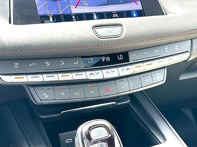 2023 Cadillac XT4 FWD 4dr Sport