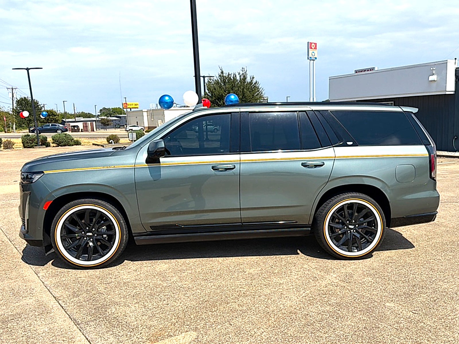 2023 Cadillac Escalade 4WD Sport Platinum
