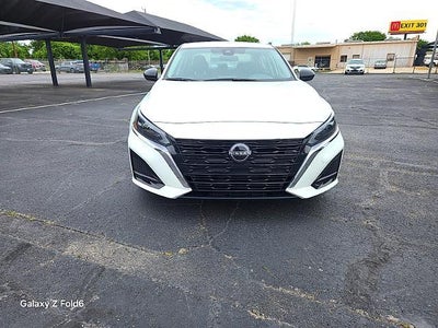 2025 Nissan Altima SV FWD