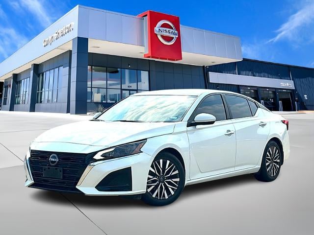 2024 Nissan Altima 2.5 SV Sedan