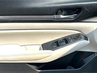 2022 Nissan Altima 2.5 SV Sedan