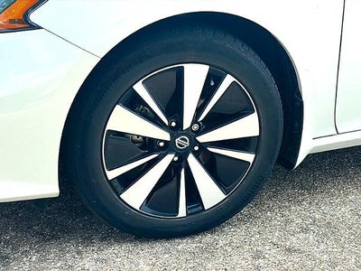 2022 Nissan Altima 2.5 SV Sedan