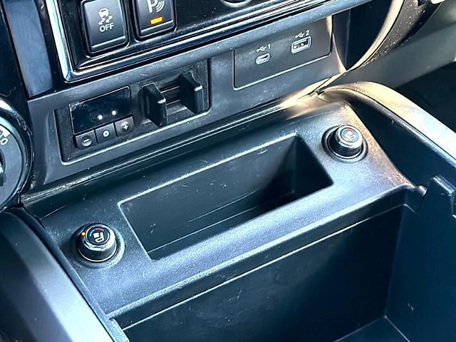 2022 Nissan Titan XD 4x4 Crew Cab Platinum Reserve
