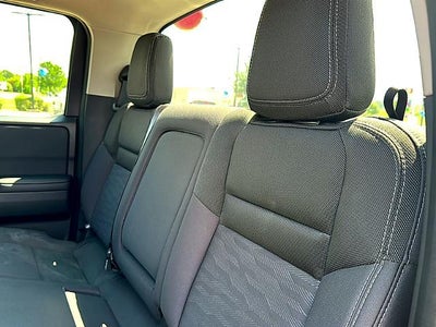 2024 Nissan Frontier Crew Cab 4x2 SV