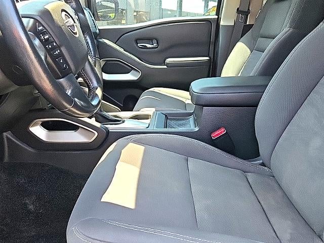 2022 Nissan Frontier Crew Cab 4x2 SV Auto