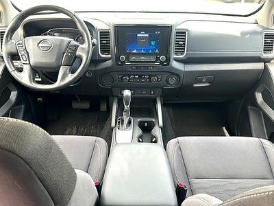 2024 Nissan Frontier Crew Cab 4x2 SV