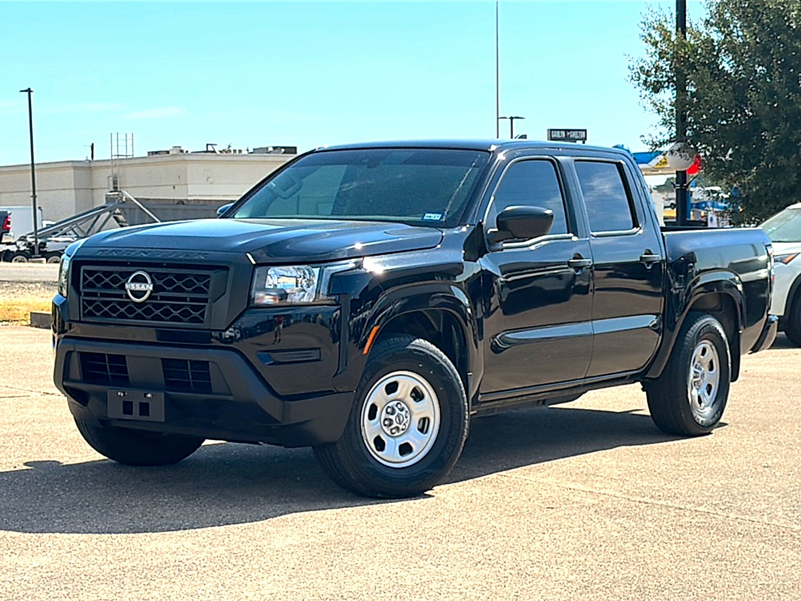 2024 Nissan Frontier Crew Cab SV 4x2