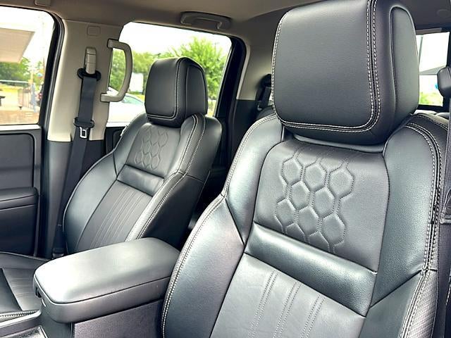 2024 Nissan Frontier Crew Cab 4x4 SL