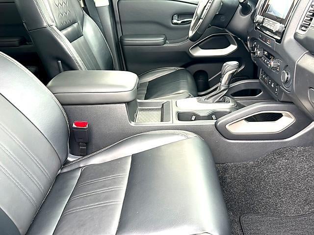 2024 Nissan Frontier Crew Cab 4x4 SL