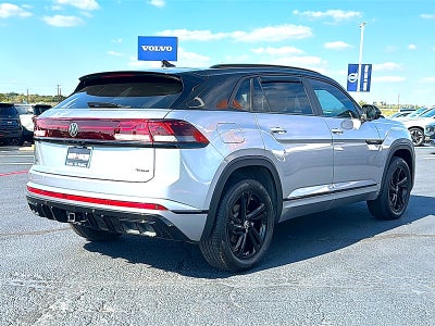 2025 Volkswagen Atlas Cross Sport 2.0T SEL R-Line Black