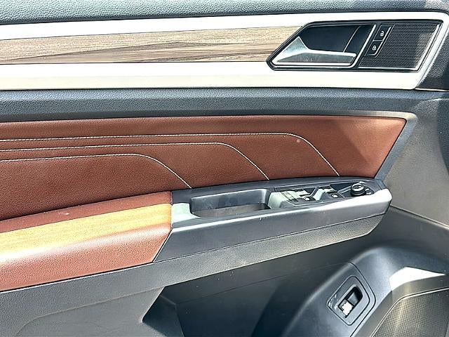2021 Volkswagen Atlas 2021.5 3.6L V6 SEL FWD
