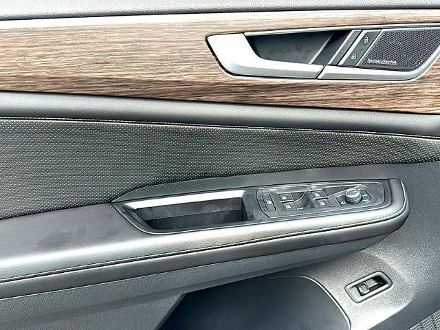 2024 Volkswagen Atlas 2.0T SEL Premium R-Line 4MOTION