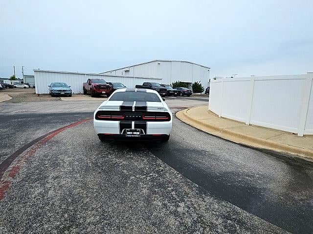 2016 Dodge Challenger 2dr Cpe SRT 392