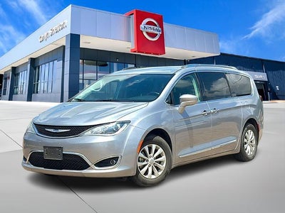 2019 Chrysler Pacifica Touring L FWD