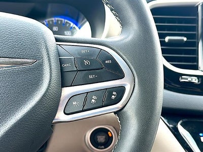 2023 Chrysler Pacifica Touring L FWD