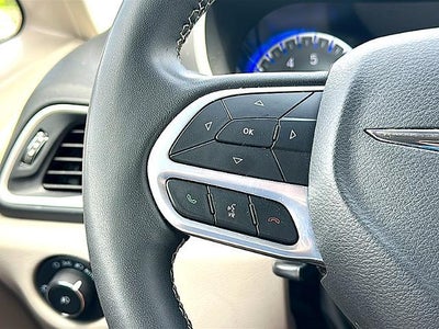 2023 Chrysler Pacifica Touring L FWD