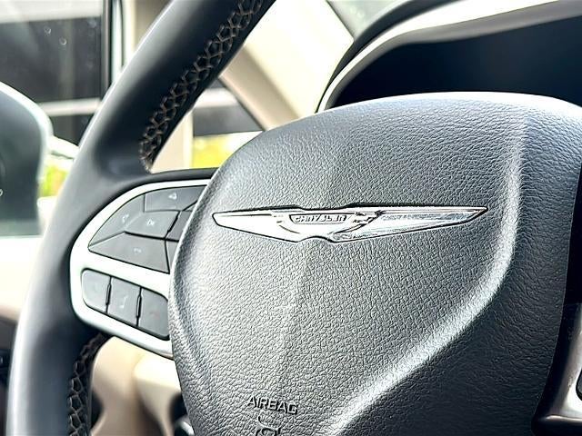 2023 Chrysler Pacifica Touring L FWD
