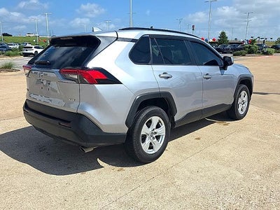 2020 Toyota RAV4 XLE FWD (GS)